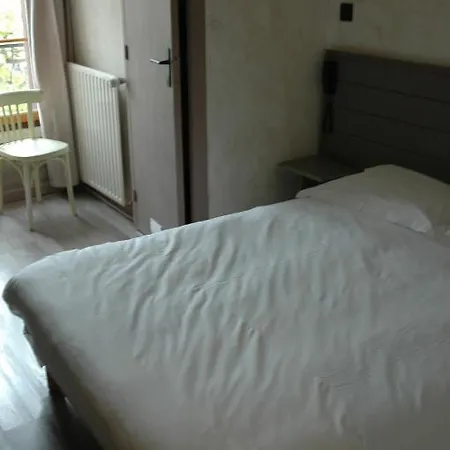 La Terrasse Hotel *