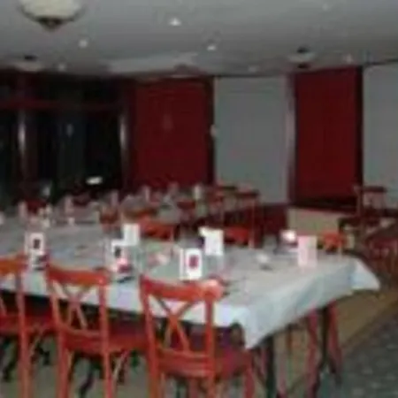 La Terrasse Hotel *